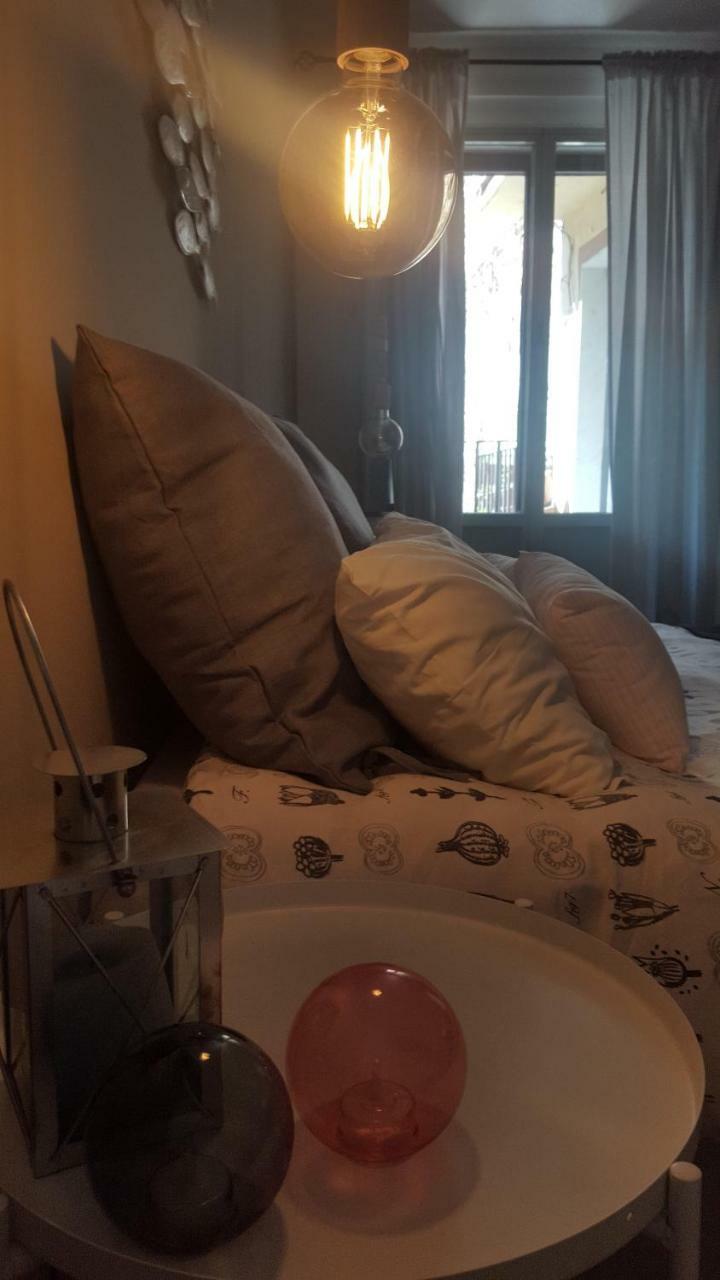 La Volpe E L'Uva B&B 피아차암머리나 외부 사진
